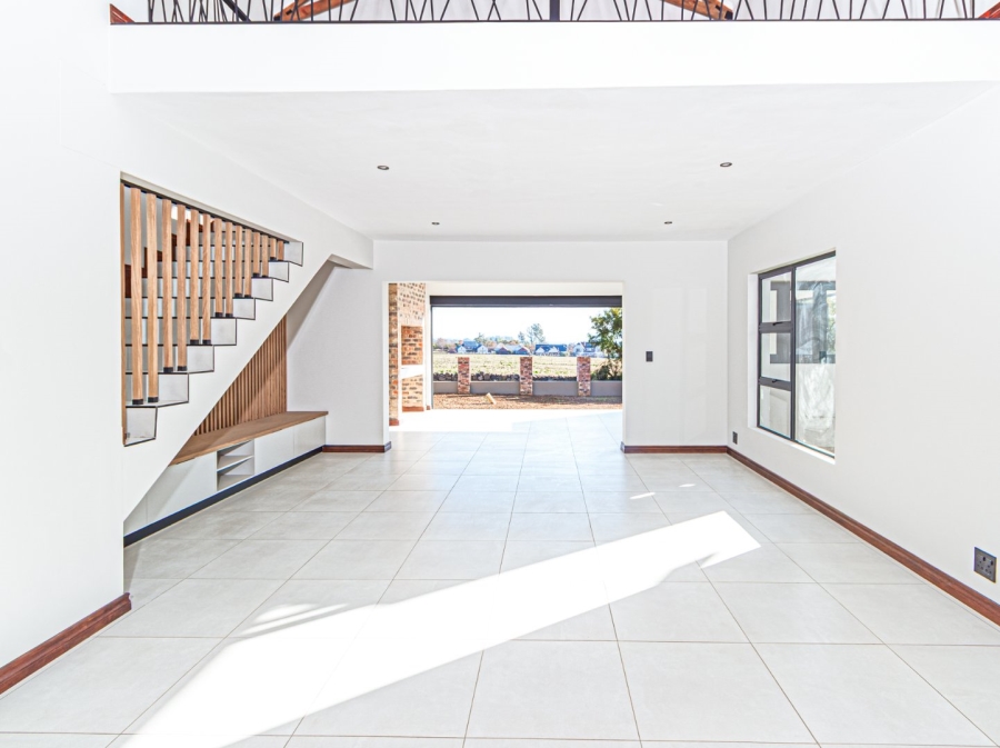 4 Bedroom Property for Sale in Landsmeer Residential Estate North West